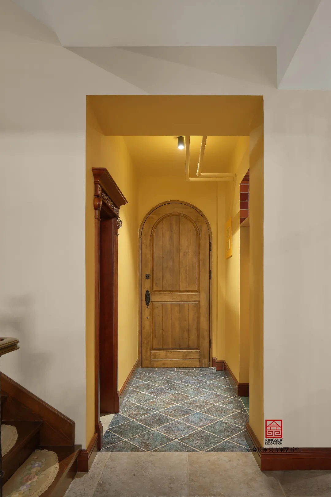 金舍裝飾上山間400平美式風(fēng)格實景作品