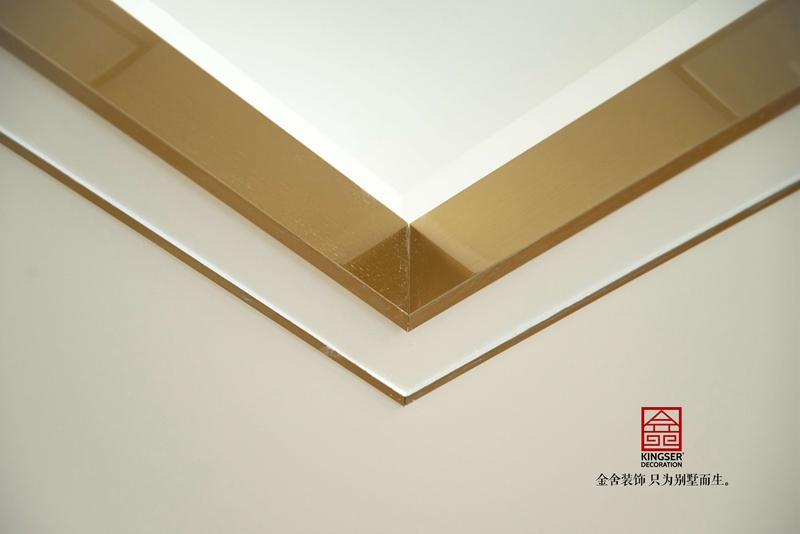 金舍裝飾東南智匯城191平油工施工現(xiàn)場