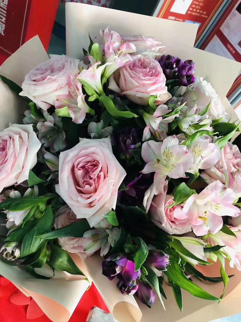 榮盛華府185平米輕奢風(fēng)格裝修施工現(xiàn)場