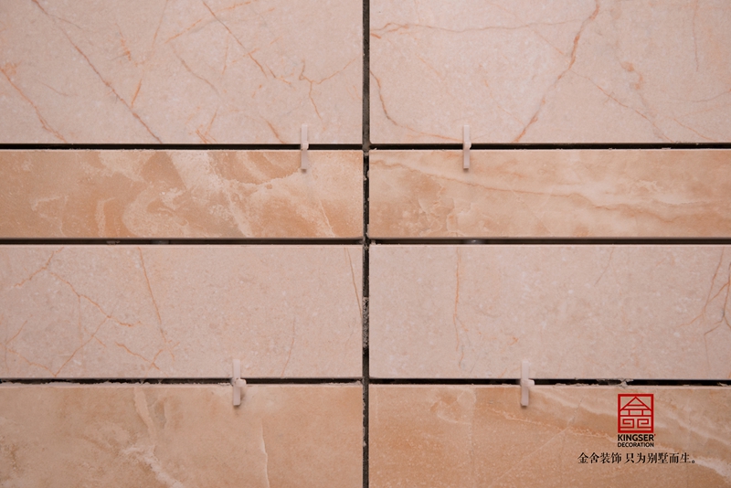 天山國(guó)賓一號(hào)150平瓦工施工現(xiàn)場(chǎng)