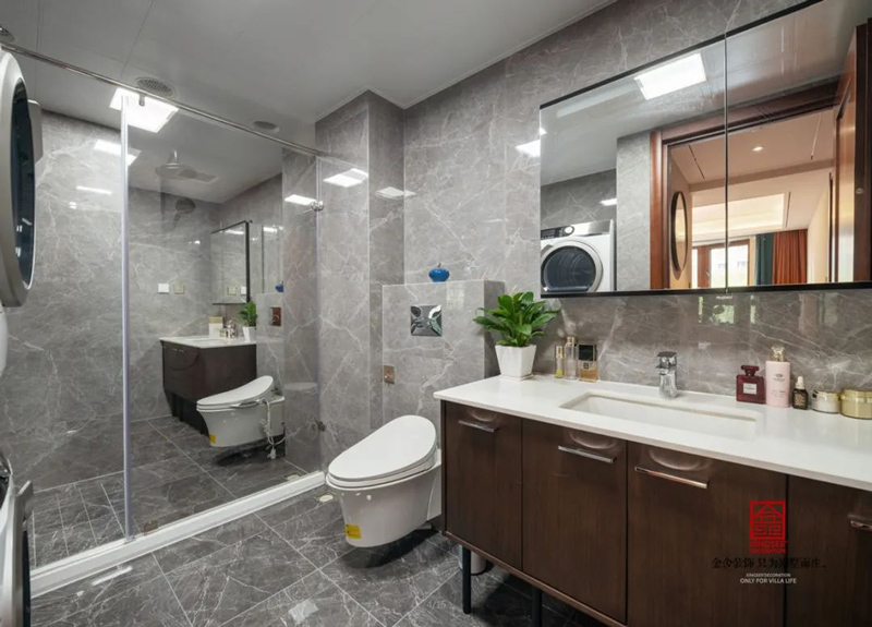 天山國賓壹號裝修188㎡新中式風格衛(wèi)生間實景圖