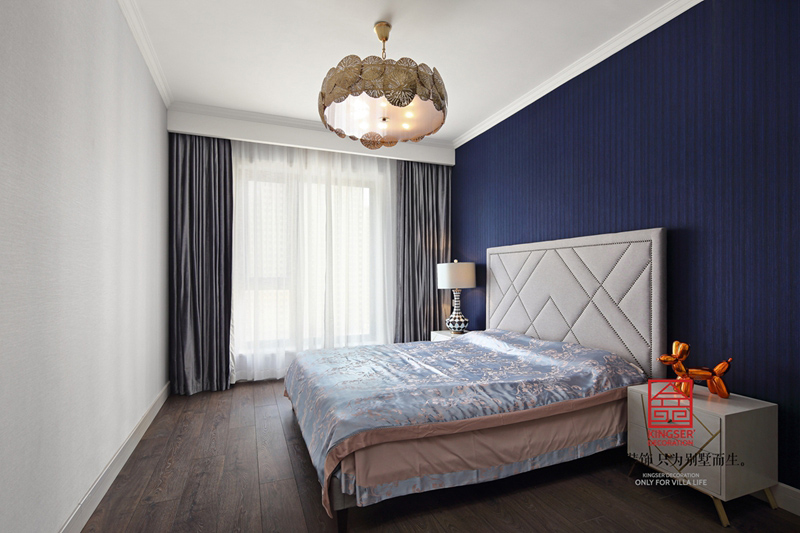 天山九峯210㎡輕奢風(fēng)格臥室裝修實(shí)景圖