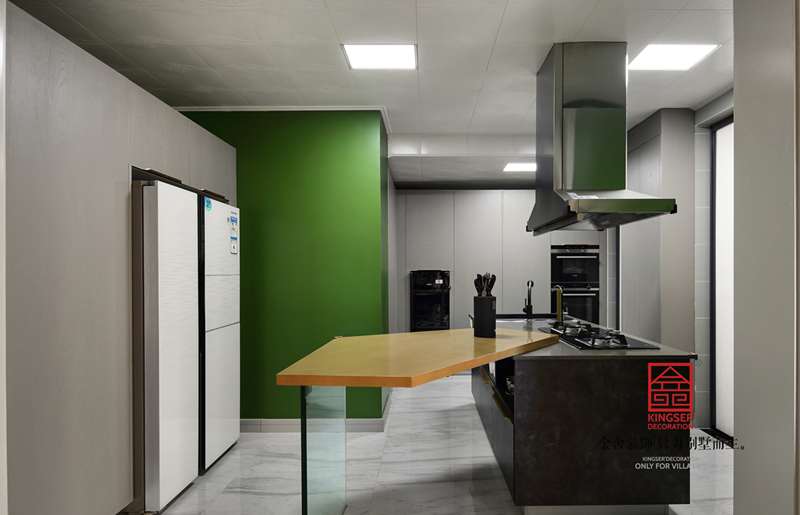 天山九峯210㎡輕奢風(fēng)格廚房裝修實(shí)景圖