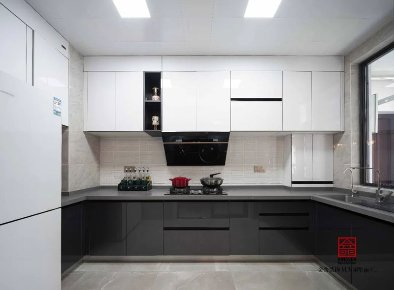 林蔭大院-港式輕奢風(fēng)格-裝修案例實(shí)景圖