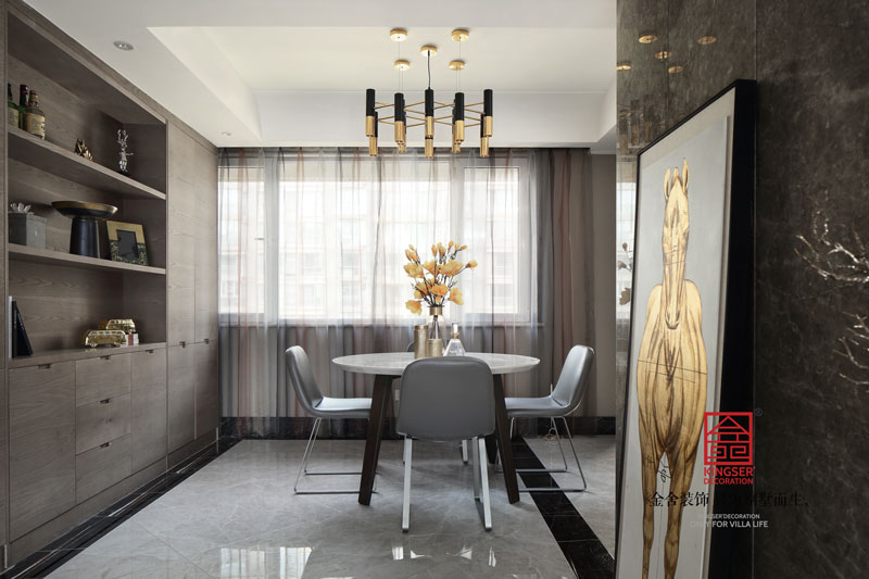 國(guó)富華庭180平米港式風(fēng)格裝修餐廳設(shè)計(jì)實(shí)景圖