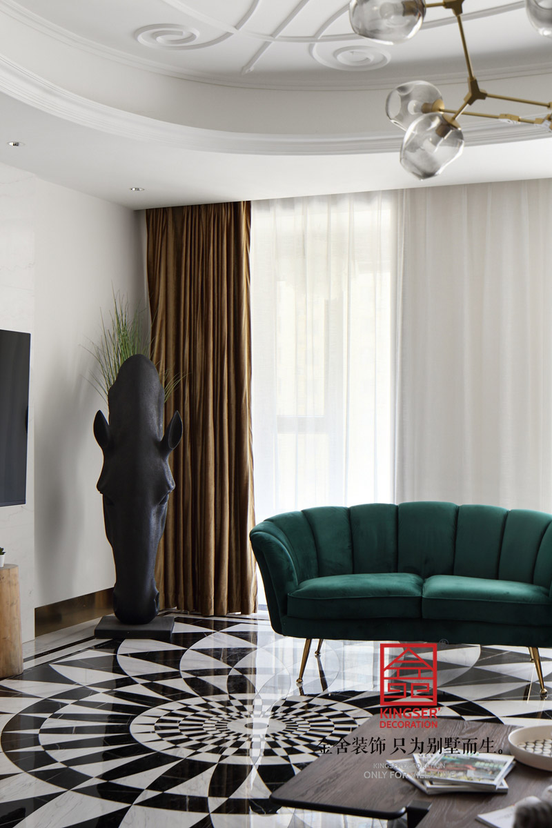 天山九峯210㎡當(dāng)代風(fēng)格裝修實(shí)景圖