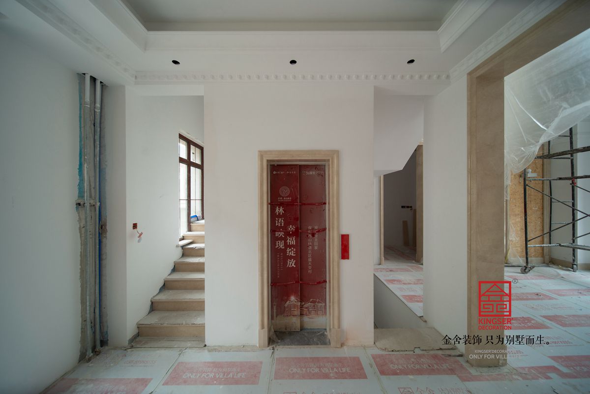 金舍裝飾西山林語299平油工施工過程 