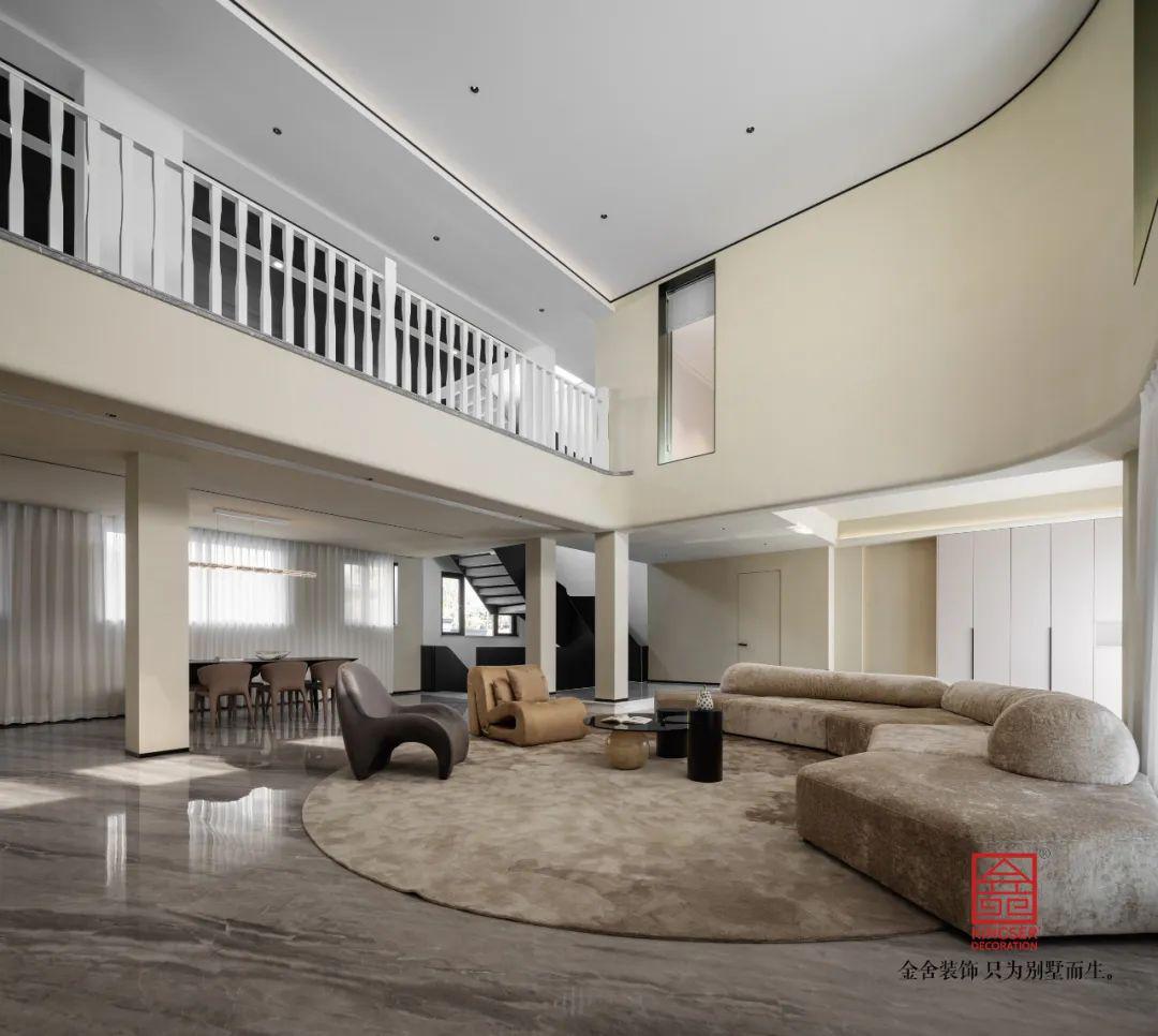 碧桂園桃園里800平米意式風(fēng)格裝修-客廳